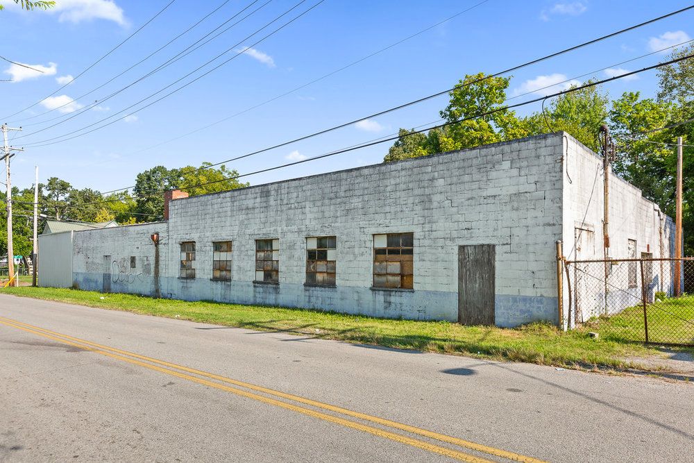 Dodds Ave Warehouse-3 phase: 3709 Dodds Ave, Chattanooga, TN 37407